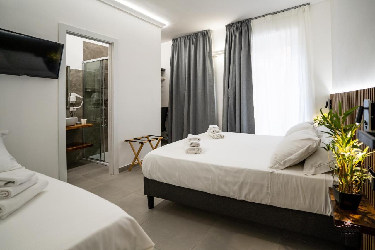 Humboldt Luxury Rooms Taormina Exterior photo