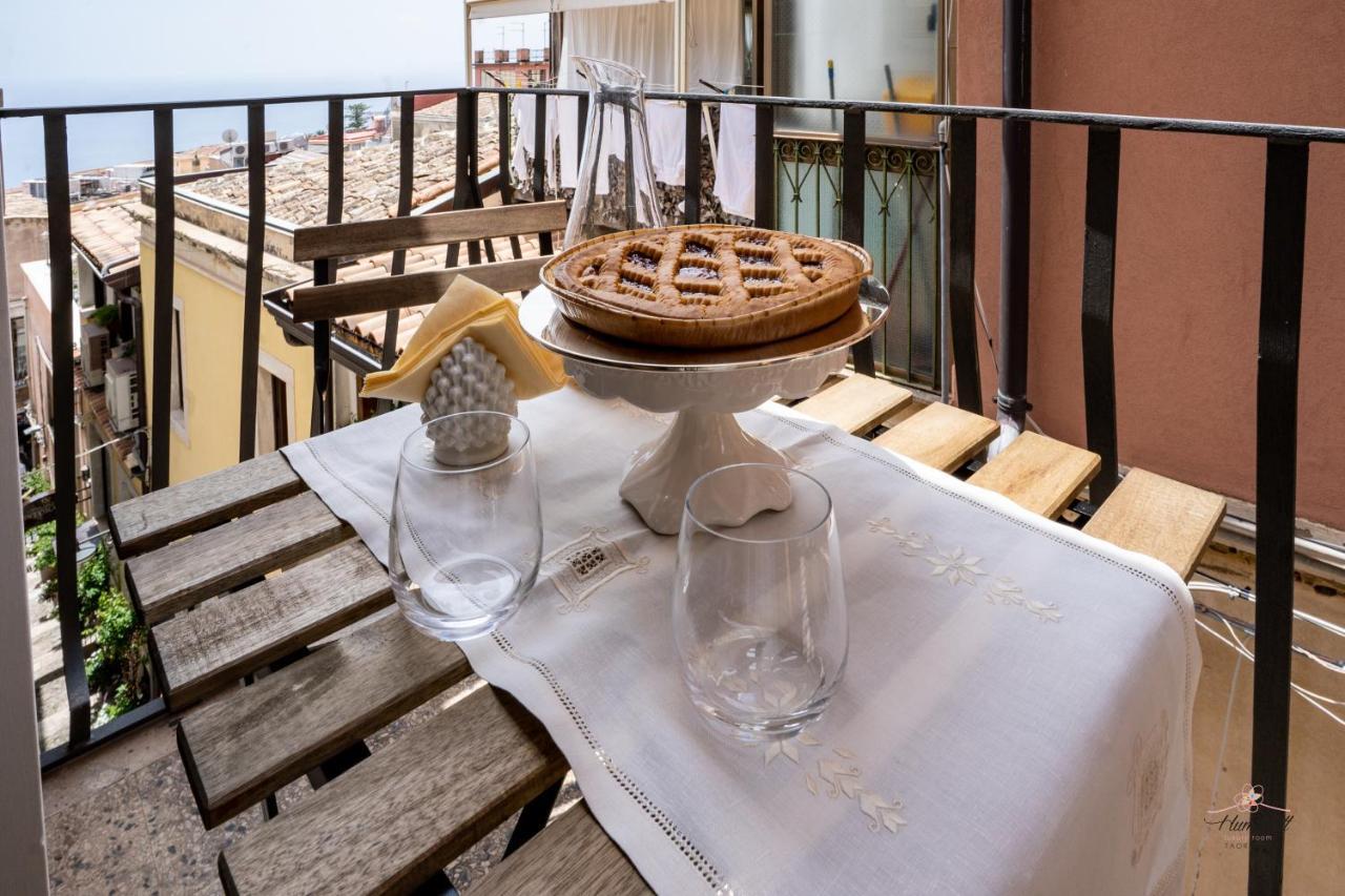 Humboldt Luxury Rooms Taormina Exterior photo