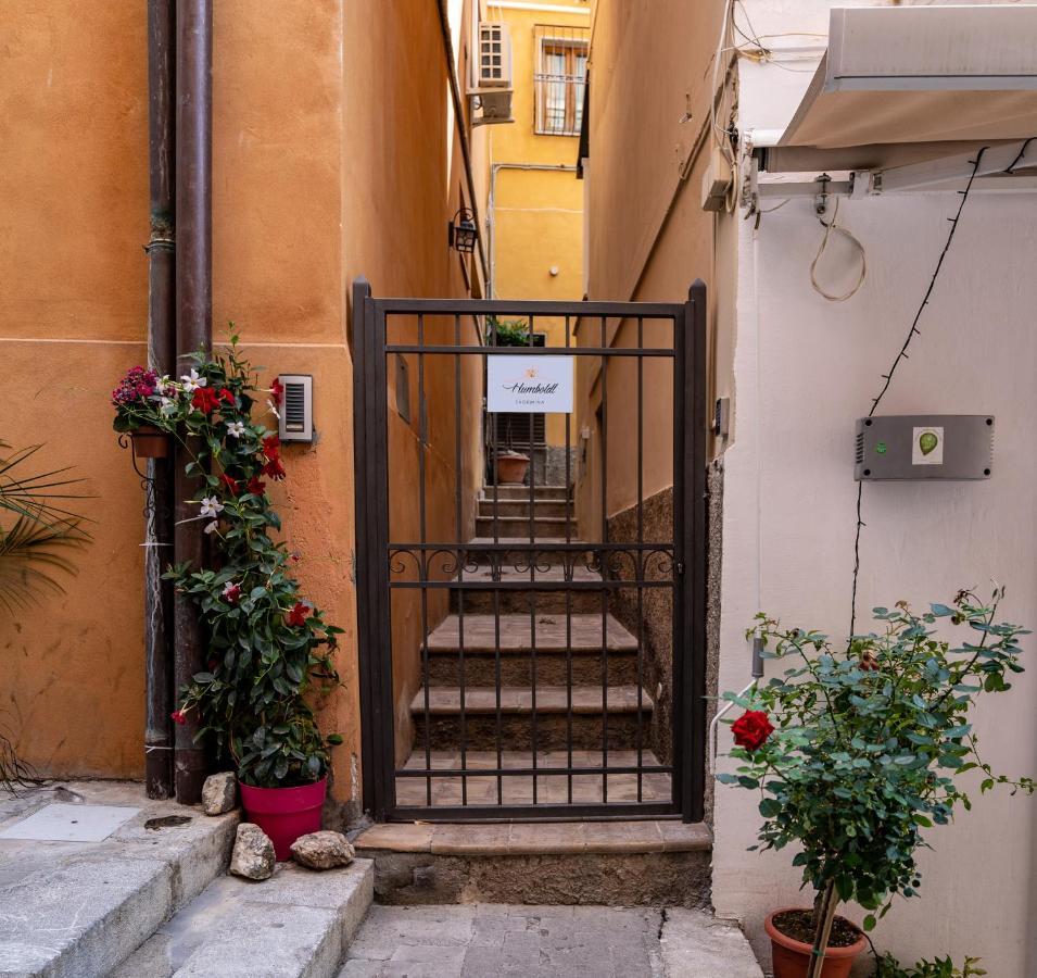 Humboldt Luxury Rooms Taormina Exterior photo