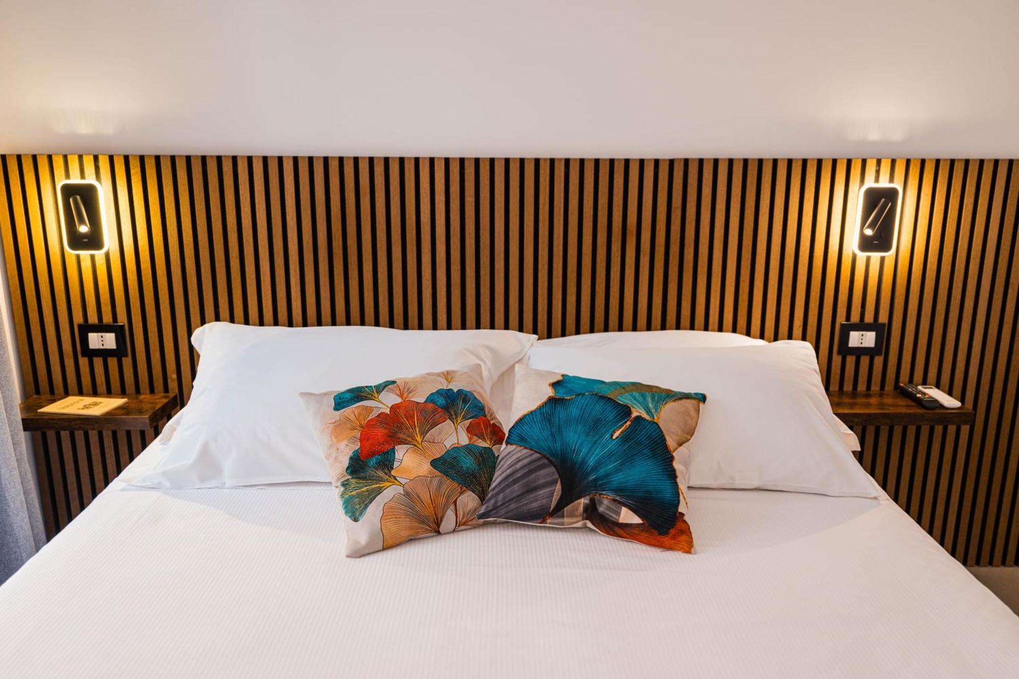Humboldt Luxury Rooms Taormina Exterior photo