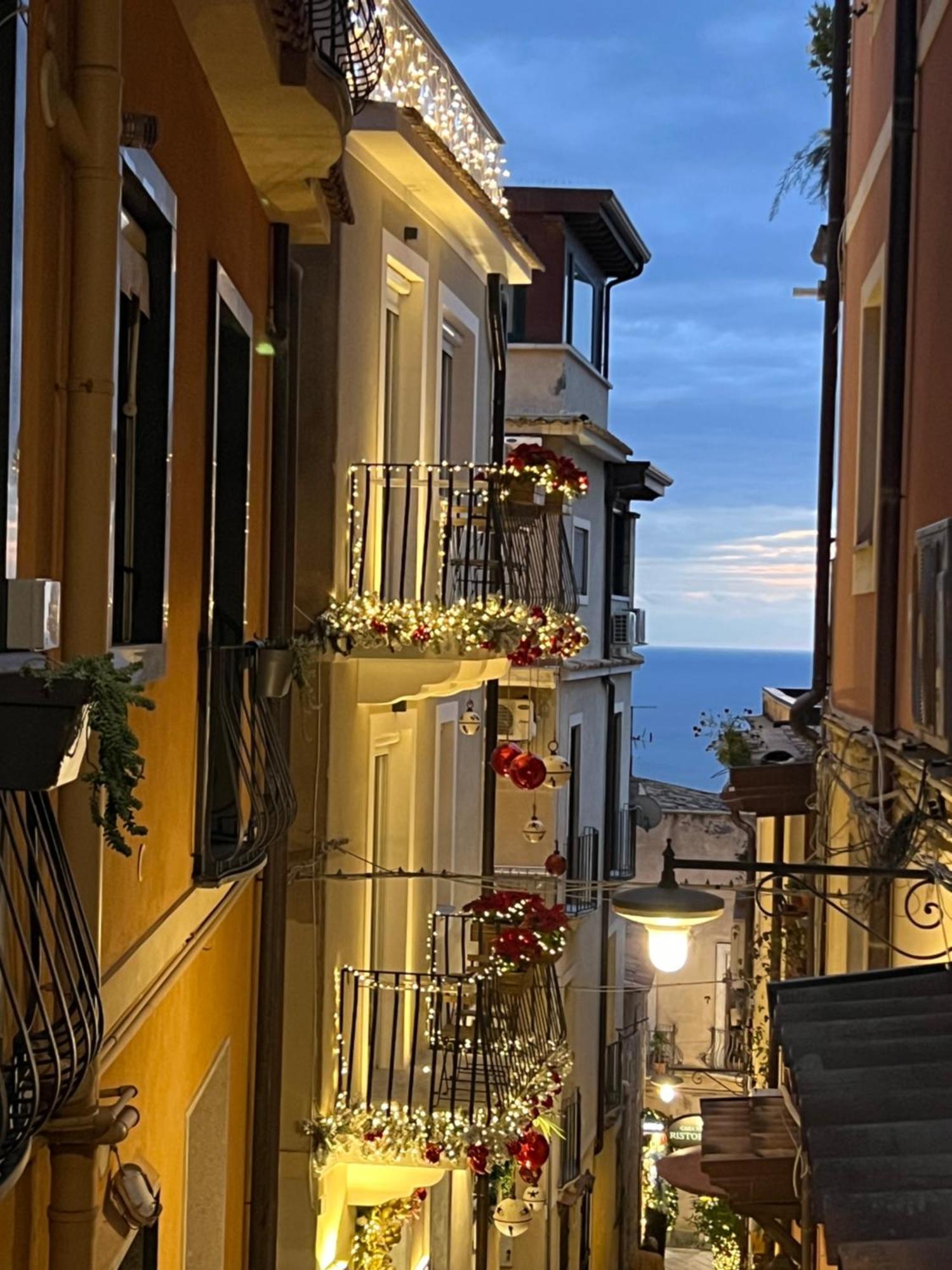 Humboldt Luxury Rooms Taormina Exterior photo